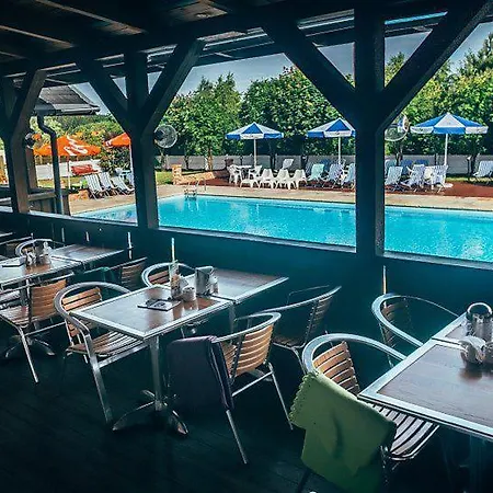Magra Club * Debina (Ustka)
