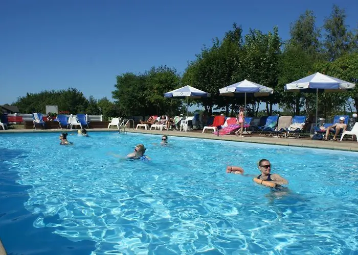 Semesteranläggning (resort) Magra Club